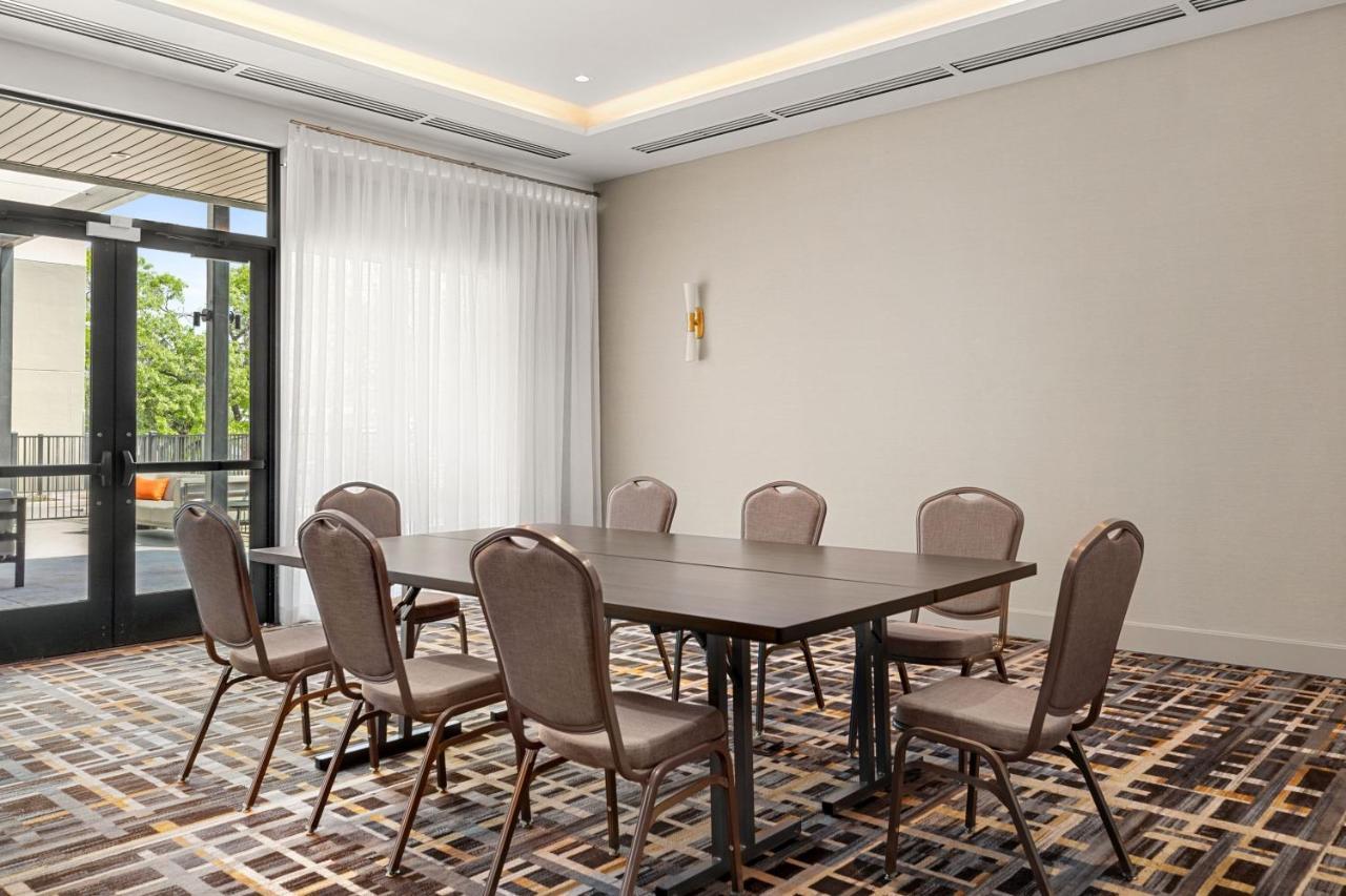 Готель Marriott San Antonio Airport Екстер'єр фото